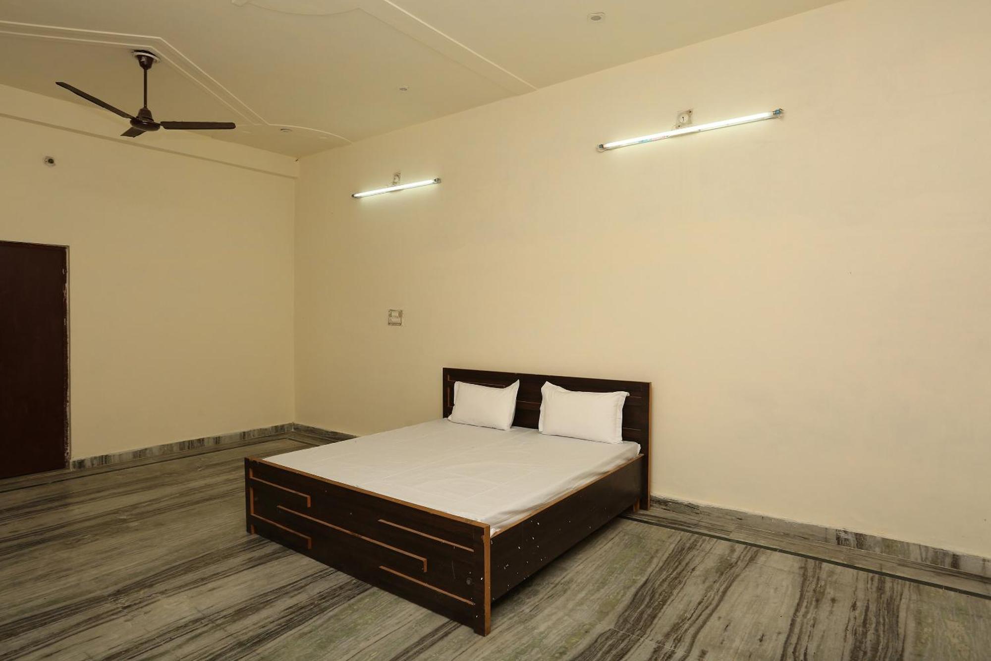 Hotel SPOT ON 43494 Angel Garden Alīgarh Exterior foto
