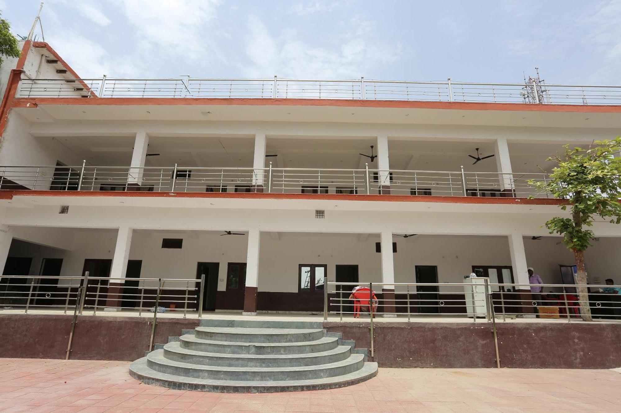 Hotel SPOT ON 43494 Angel Garden Alīgarh Exterior foto