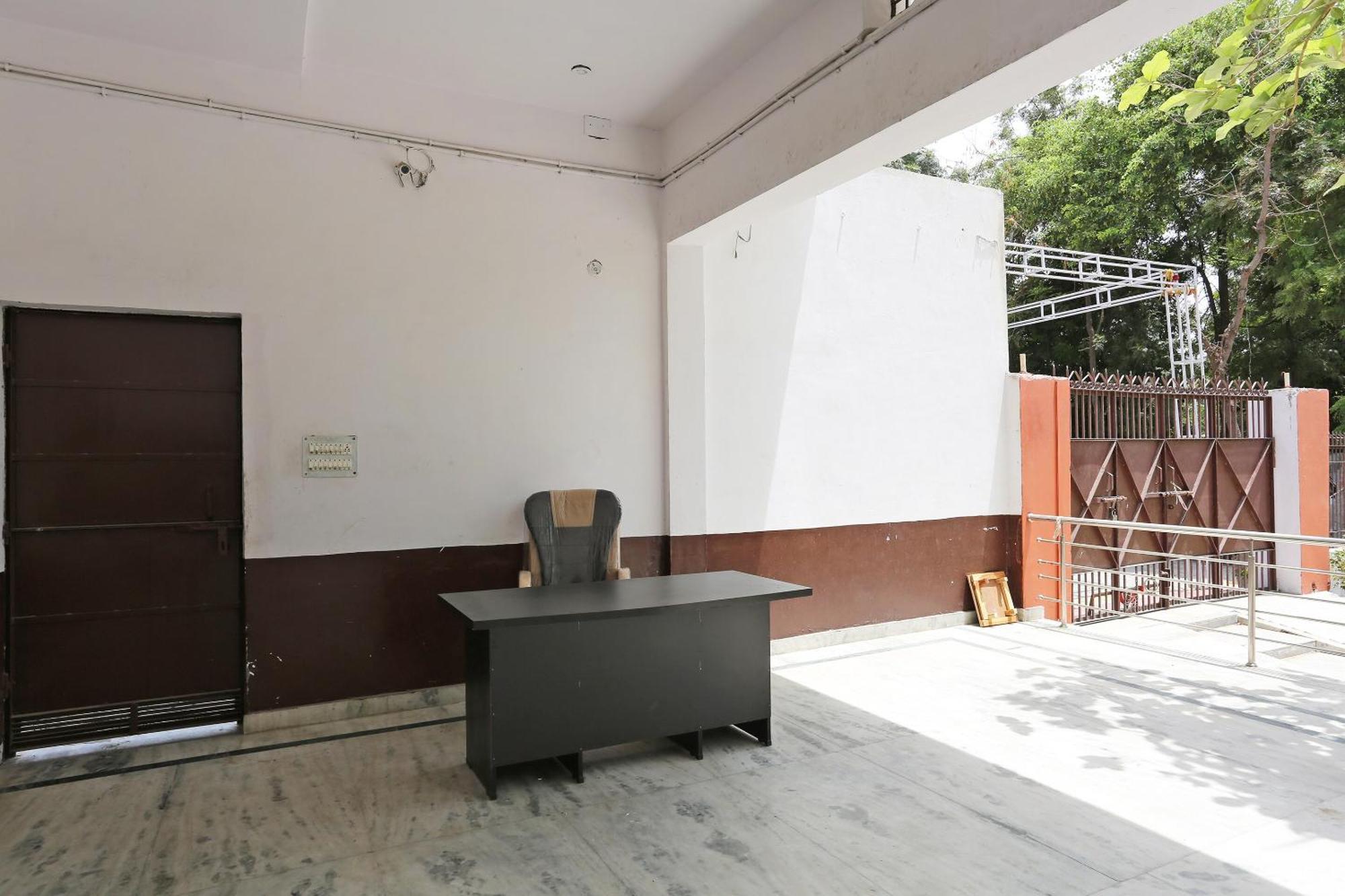 Hotel SPOT ON 43494 Angel Garden Alīgarh Exterior foto