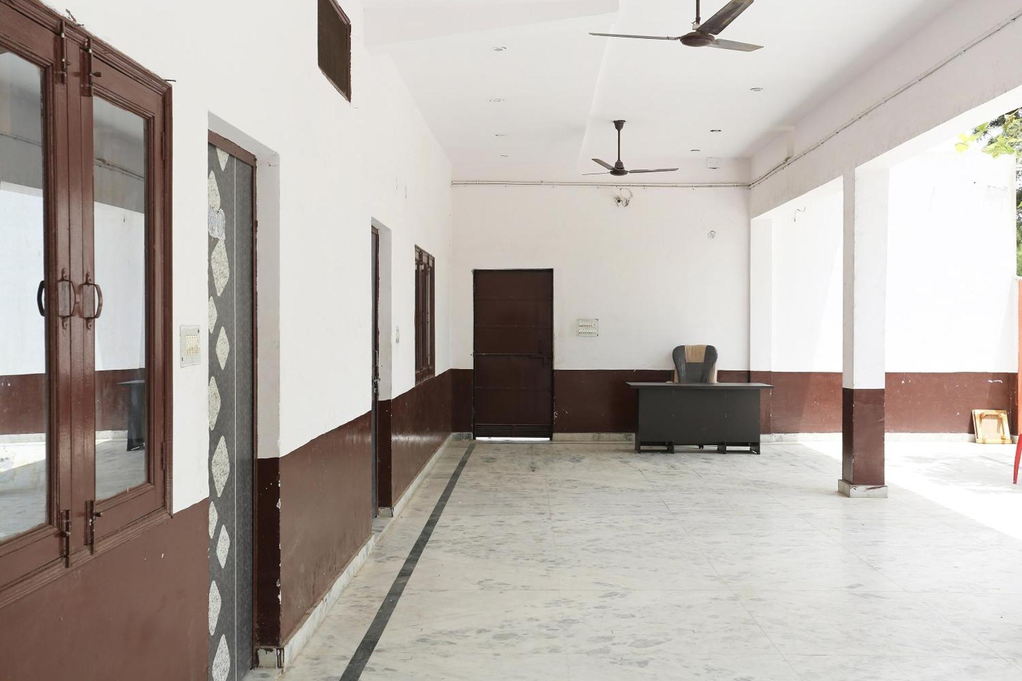 Hotel SPOT ON 43494 Angel Garden Alīgarh Exterior foto